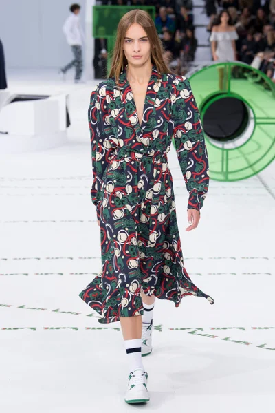 Look 27